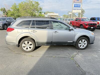 2011 Subaru Outback 2.5i Premium - Photo 5 - Helena, MT 59601