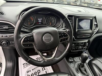 2019 Jeep Cherokee Latitude Plus   - Photo 11 - Helena, MT 59601