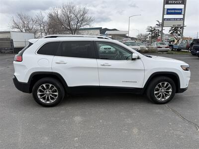 2019 Jeep Cherokee Latitude Plus   - Photo 4 - Helena, MT 59601