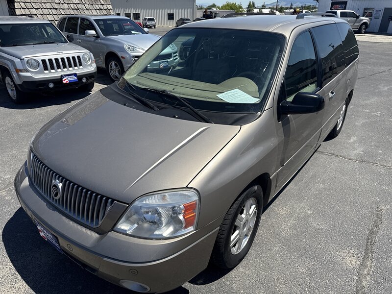 2004 Mercury Monterey Convenience  