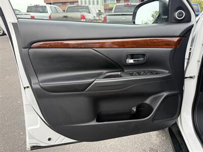 2014 Mitsubishi Outlander GT   - Photo 9 - Helena, MT 59601