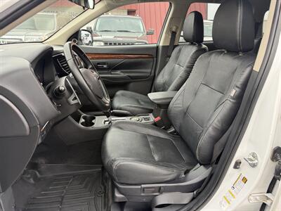 2014 Mitsubishi Outlander GT   - Photo 10 - Helena, MT 59601