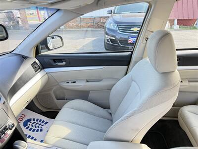 2012 Subaru Legacy 2.5i Premium   - Photo 12 - Helena, MT 59601