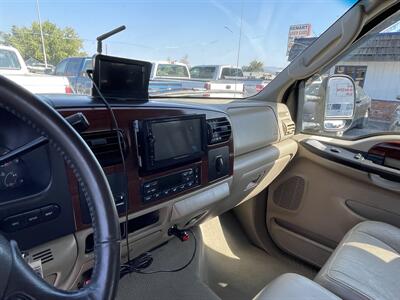 2005 Ford F-250 Super Duty Lariat 4dr Crew Cab Lariat   - Photo 13 - Helena, MT 59601