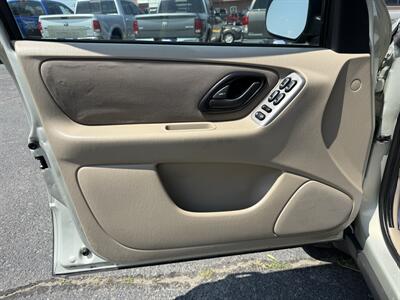2004 Ford Escape XLT - Photo 9 - Helena, MT 59601