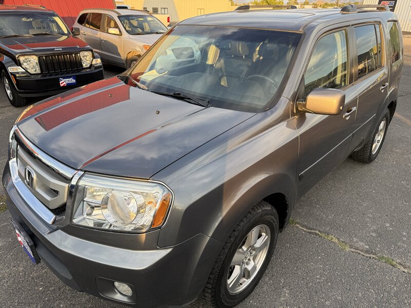 2011 Honda Pilot EX-L w/Navi   - Photo 1 - Helena, MT 59601