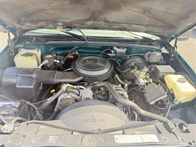 1995 Chevrolet K1500 Cheyenne 4X4 - Photo 19 - Helena, MT 59601