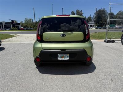2016 Kia Soul   - Photo 5 - New Port Richey, FL 34652