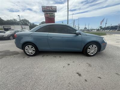 2010 Volkswagen Eos TURBO   - Photo 3 - New Port Richey, FL 34652