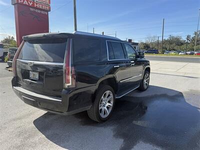 2017 Cadillac Escalade LUXURY   - Photo 3 - New Port Richey, FL 34652