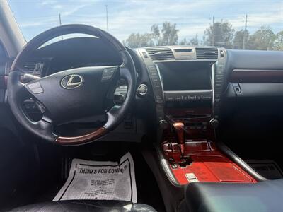 2009 Lexus LS 460   - Photo 10 - New Port Richey, FL 34652