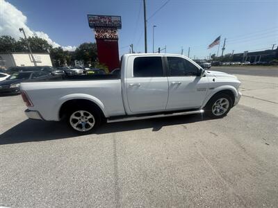 2018 RAM 1500 LARAMIE   - Photo 3 - New Port Richey, FL 34652