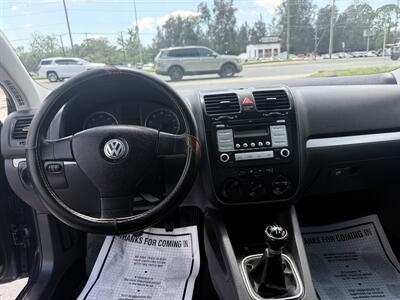 2009 Volkswagen Jetta S   - Photo 10 - New Port Richey, FL 34652