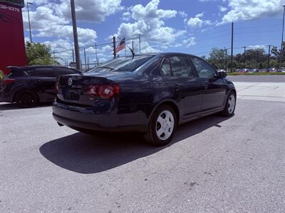 2009 Volkswagen Jetta S   - Photo 4 - New Port Richey, FL 34652