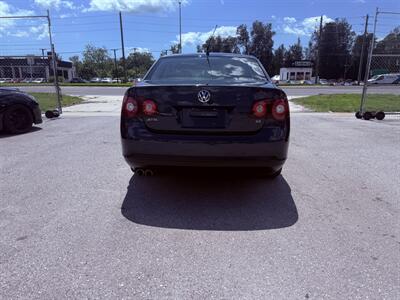 2009 Volkswagen Jetta S   - Photo 5 - New Port Richey, FL 34652