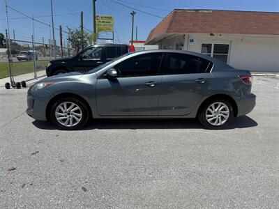 2012 Mazda Mazda3 I   - Photo 7 - New Port Richey, FL 34652