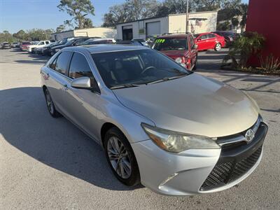 2017 Toyota Camry SE   - Photo 2 - New Port Richey, FL 34652