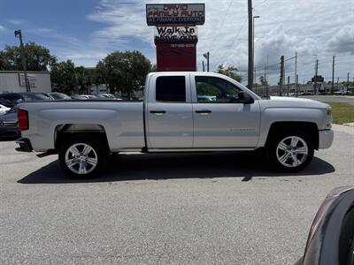 2019 Chevrolet Silverado 1500 LD CUSTOM   - Photo 3 - New Port Richey, FL 34652