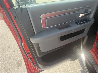 2019 RAM 1500 Classic SLT   - Photo 14 - New Port Richey, FL 34652