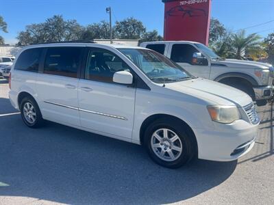 2012 Chrysler Town & Country TOURING   - Photo 2 - New Port Richey, FL 34652