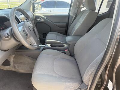 2016 Nissan Frontier SV   - Photo 8 - New Port Richey, FL 34652