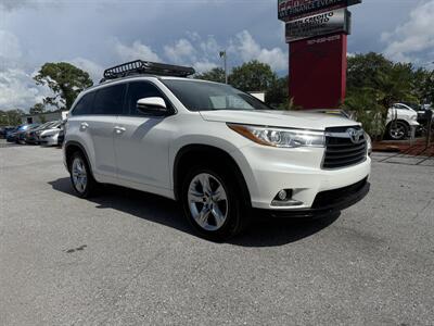 2015 Toyota Highlander LIMITED   - Photo 2 - New Port Richey, FL 34652