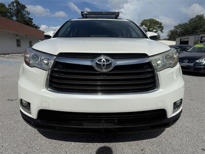 2015 Toyota Highlander LIMITED   - Photo 9 - New Port Richey, FL 34652
