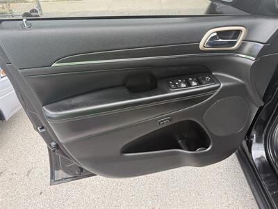 2015 Jeep Grand Cherokee LIMITED   - Photo 14 - New Port Richey, FL 34652