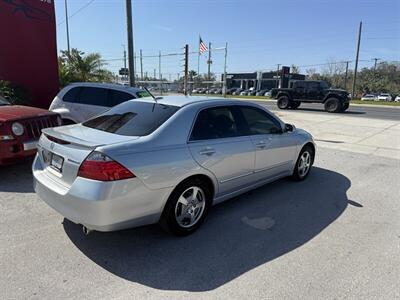 2006 Honda Accord HYBRID   - Photo 4 - New Port Richey, FL 34652