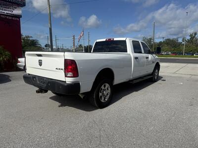 2017 RAM 3500 ST   - Photo 4 - New Port Richey, FL 34652
