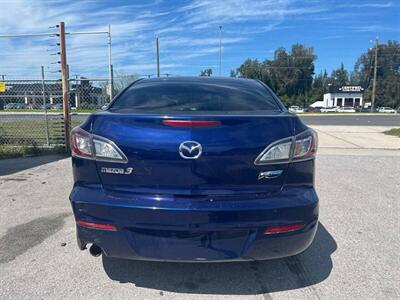 2012 Mazda Mazda3 I   - Photo 17 - New Port Richey, FL 34652