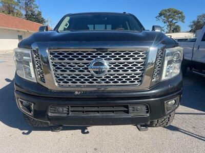 2017 Nissan Titan SL  Platinum Reserve - Photo 8 - New Port Richey, FL 34652