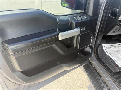 2018 Ford F-150 SUPERCREW   - Photo 12 - New Port Richey, FL 34652