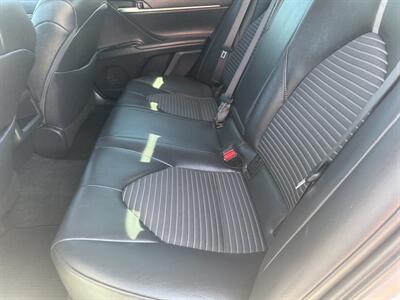 2018 Toyota Camry SE   - Photo 11 - New Port Richey, FL 34652