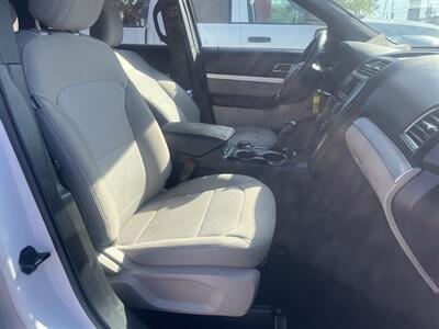 2018 Ford Explorer   - Photo 6 - New Port Richey, FL 34652