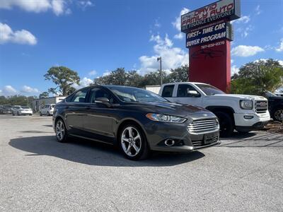 2015 Ford Fusion SE   - Photo 2 - New Port Richey, FL 34652