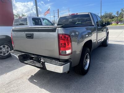 2013 GMC Sierra 1500 1500 SLE  Extended Cab - Photo 7 - New Port Richey, FL 34652