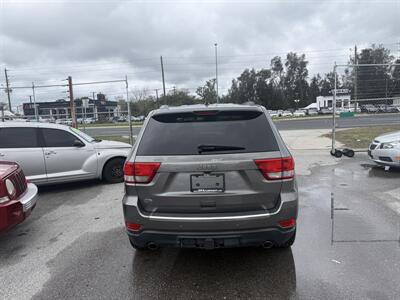 2011 Jeep Grand Cherokee OVERLAND   - Photo 5 - New Port Richey, FL 34652