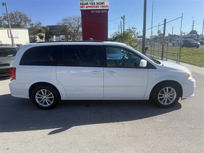 2015 Dodge Grand Caravan SXT   - Photo 3 - New Port Richey, FL 34652