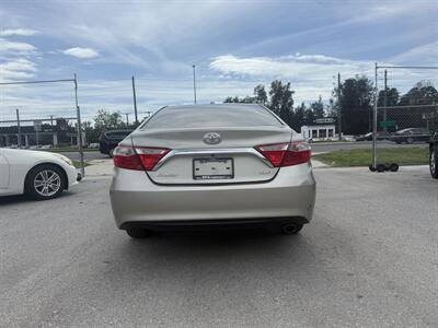2017 Toyota Camry LE   - Photo 5 - New Port Richey, FL 34652