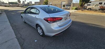 2017 Kia Forte LX   - Photo 5 - Riverside, CA 92504