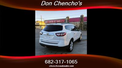 2017 Chevrolet Traverse LT   - Photo 3 - Cleburne, TX 76033
