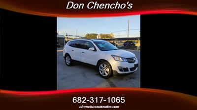 2017 Chevrolet Traverse LT   - Photo 2 - Cleburne, TX 76033