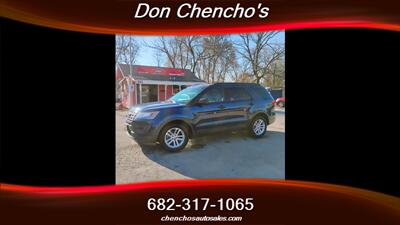 2017 Ford Explorer   - Photo 2 - Cleburne, TX 76033