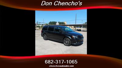 2018 Dodge Grand Caravan SE   - Photo 1 - Cleburne, TX 76033