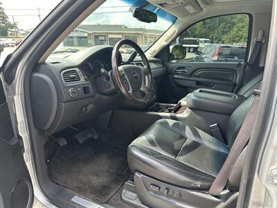 2012 GMC Yukon DENALI   - Photo 7 - Hopkinsville, KY 42240