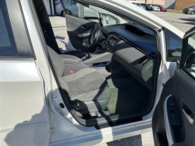 2011 Toyota Prius One   - Photo 10 - Hopkinsville, KY 42240