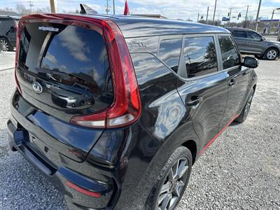 2020 Kia Soul GT-Line   - Photo 6 - Hopkinsville, KY 42240