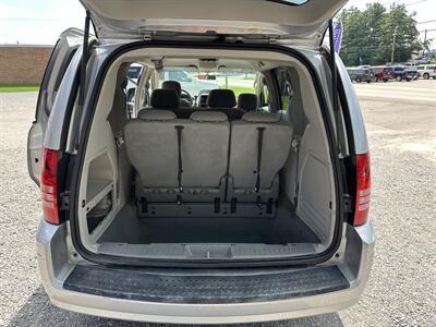 2008 Chrysler Town & Country LX   - Photo 8 - Hopkinsville, KY 42240