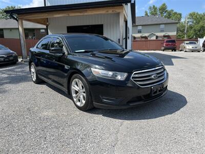 2013 Ford Taurus SEL   - Photo 1 - Hopkinsville, KY 42240